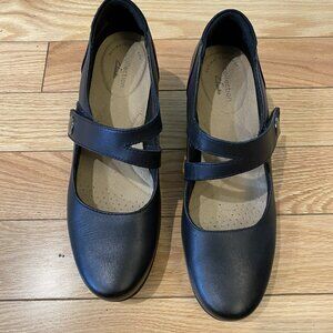 Clarks Mary Janes